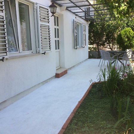 Apartman Vitis Дубровник Екстериор снимка