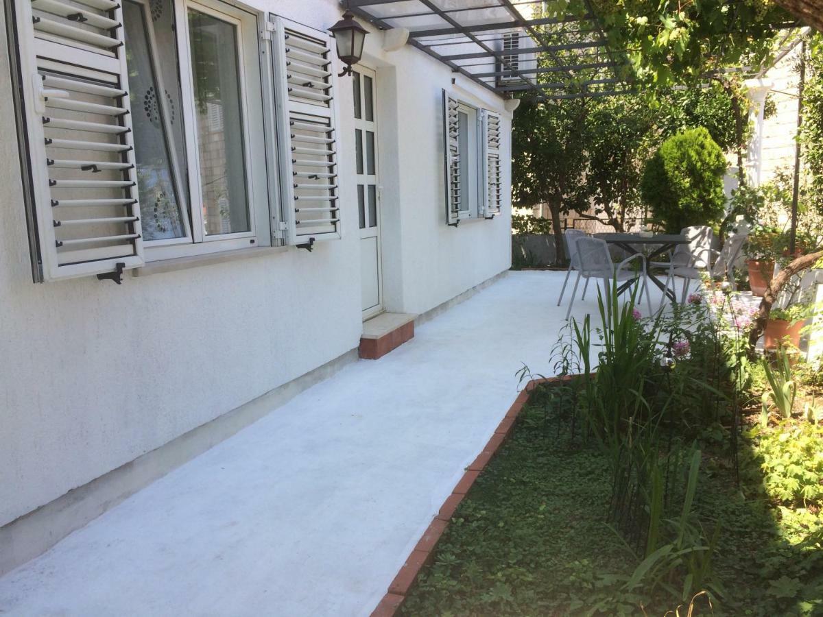 Apartman Vitis Дубровник Екстериор снимка